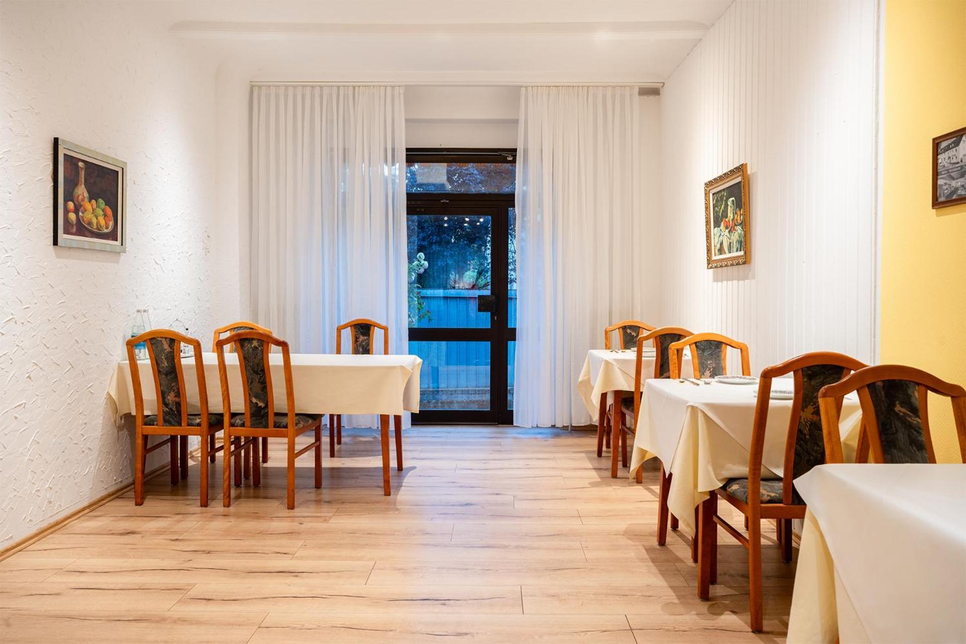 Hotel Sonne Bad Homburg vor der Hoehe Luaran gambar